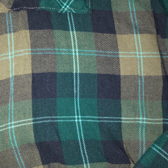 ☘️flannel shirt ☘️ - Picture 4 of 4